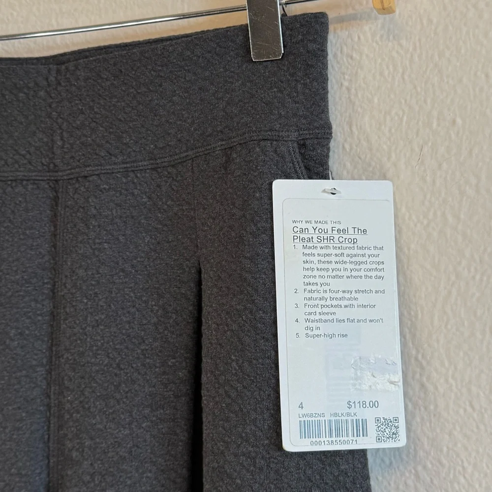 Lululemon Can You Feel The Pleat Crop SHR Heather Black